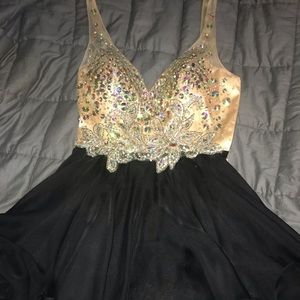 SHORT PROM DRESS